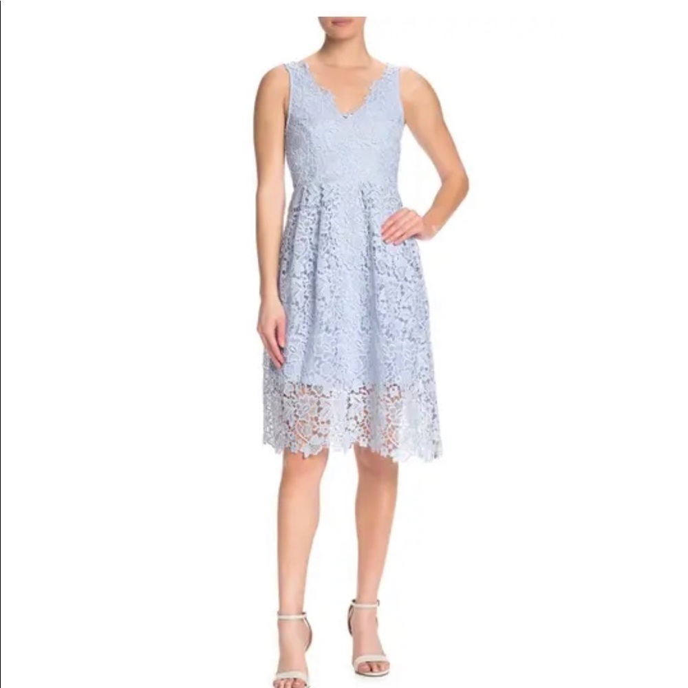 ASTR the Label V-neck Lace Fit and Flare Dress Sm